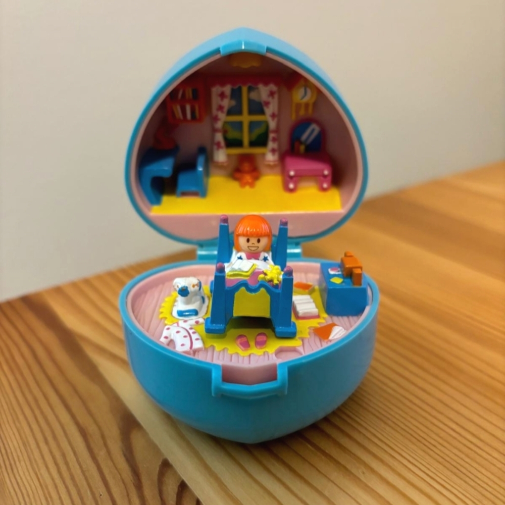Vintage Angel Pocket/Polly Pocket - Bedroom ring case